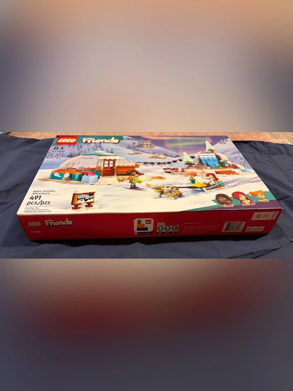 LEGO Friends: Igloo Holiday Adventure (41760)